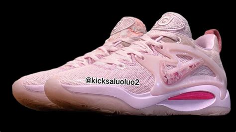 Aunt pearl kd 15 - Buy the Nike KD 15 NRG 'Aunt Pearl', a sneaker inspired by the late Aunt Pearl of Kevin Durant, with a tonal pink finish and floral print. The pair features a full-length Cushlon midsole and a visible Air Zoom Strobel unit, as well as crushed velvet tongues and KD patches. 